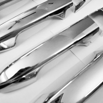 Cnleague Honda WRV 2017 Onwards Door Handle Chrome Garnish - Image 2